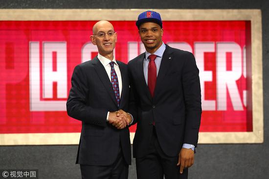 罗宾逊与球 罗宾逊与球