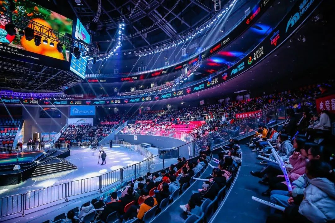 一个教练的 一个教练的