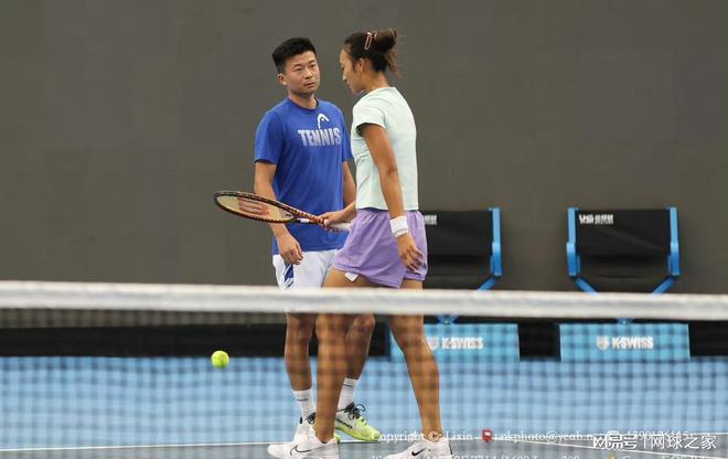 批年轻且极 批年轻且极