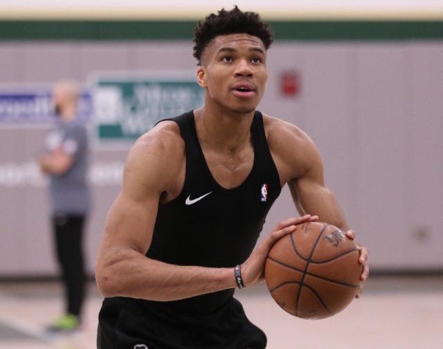 迷群体的热 迷群体的热