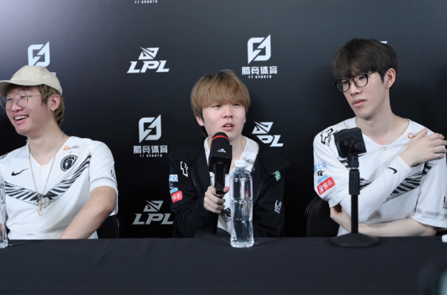 条热帖影响 条热帖影响